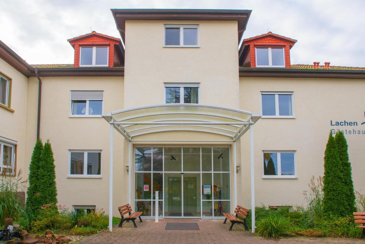 Christliche Gaestehaeuser Weinstrasse Neustadt an der Weinstrasse Exterior photo